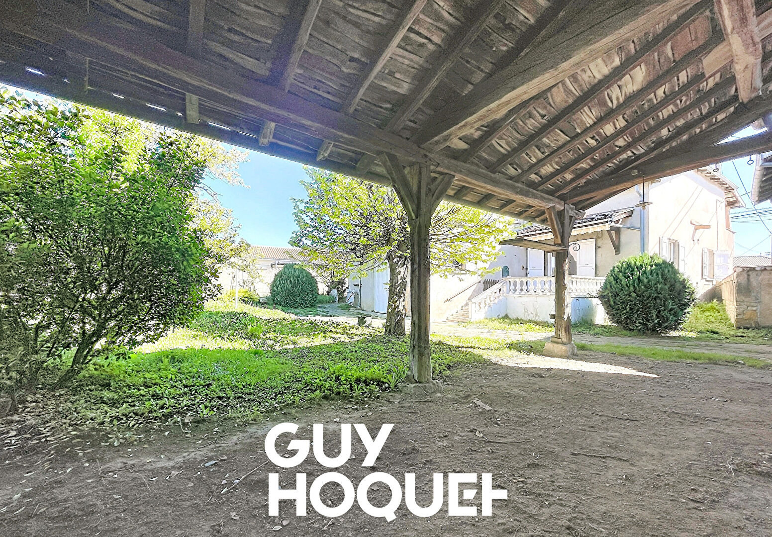 Maison Ancienne à Rénover 4 Chs + Dépendances et terrain de 1039 m² environ - 71570 LA CHAPELLE DE GUINCHAY