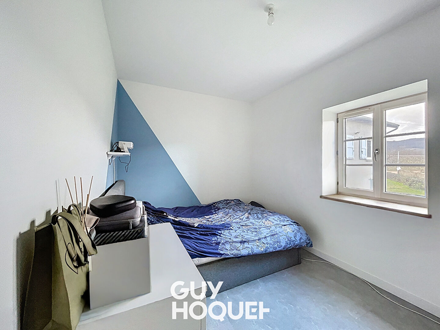 Charmante Maison Rénovée, 3 Chambres, Dépendances - 69840 JULIÉNAS