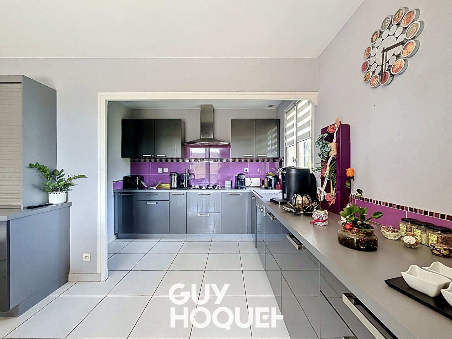 Charmante Maison spacieuse, 5 chambres, grand terrain - 01380 ST CYR SUR MENTHON