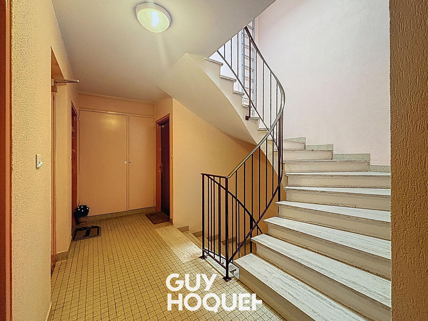 Appartement Type 3 avec Balcon + Garage et Cave - 71000 MACON
