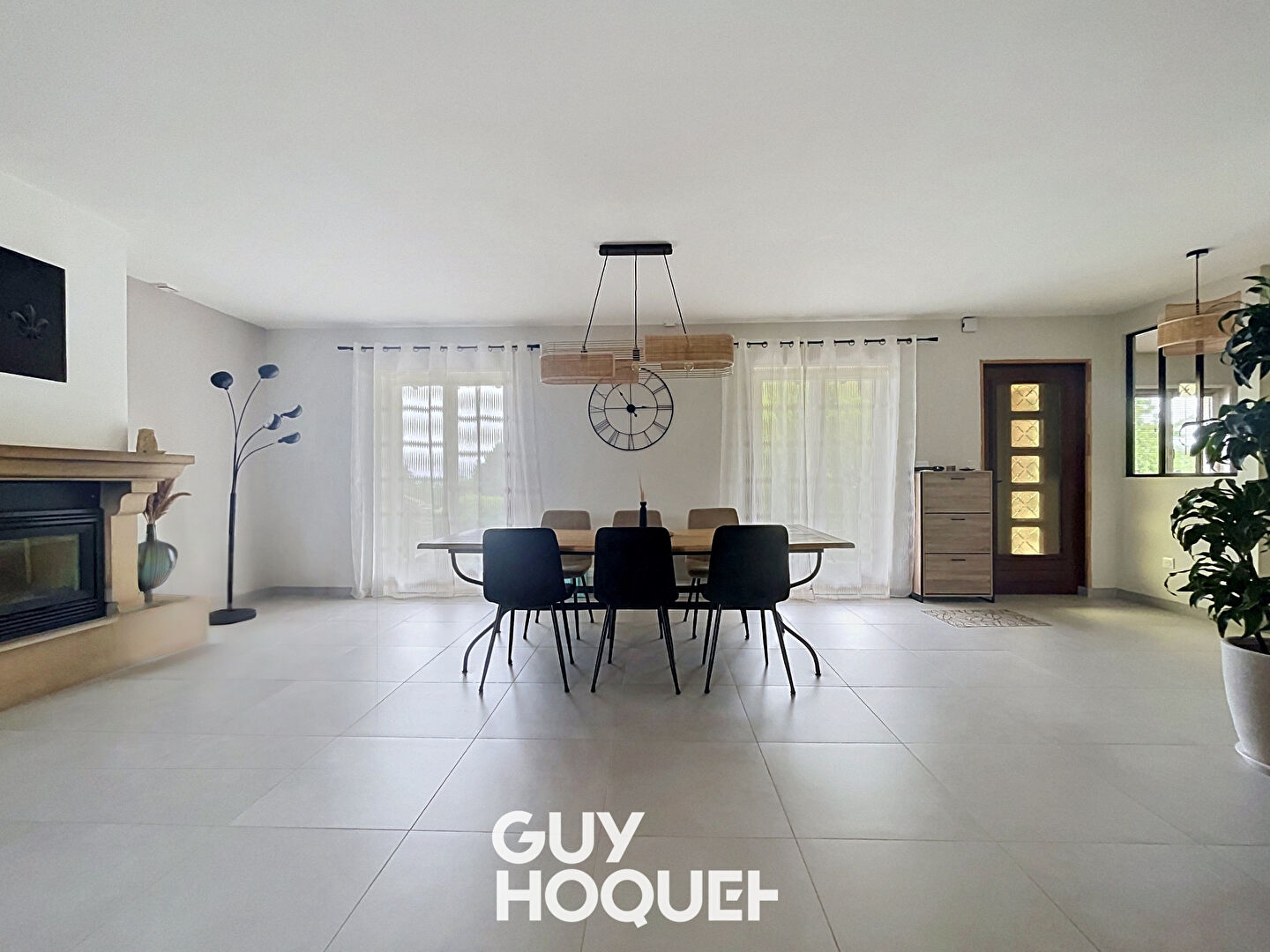 Maison 3 Chbs + Dépendances à Feillens - Secteur calme avec vue dégagée