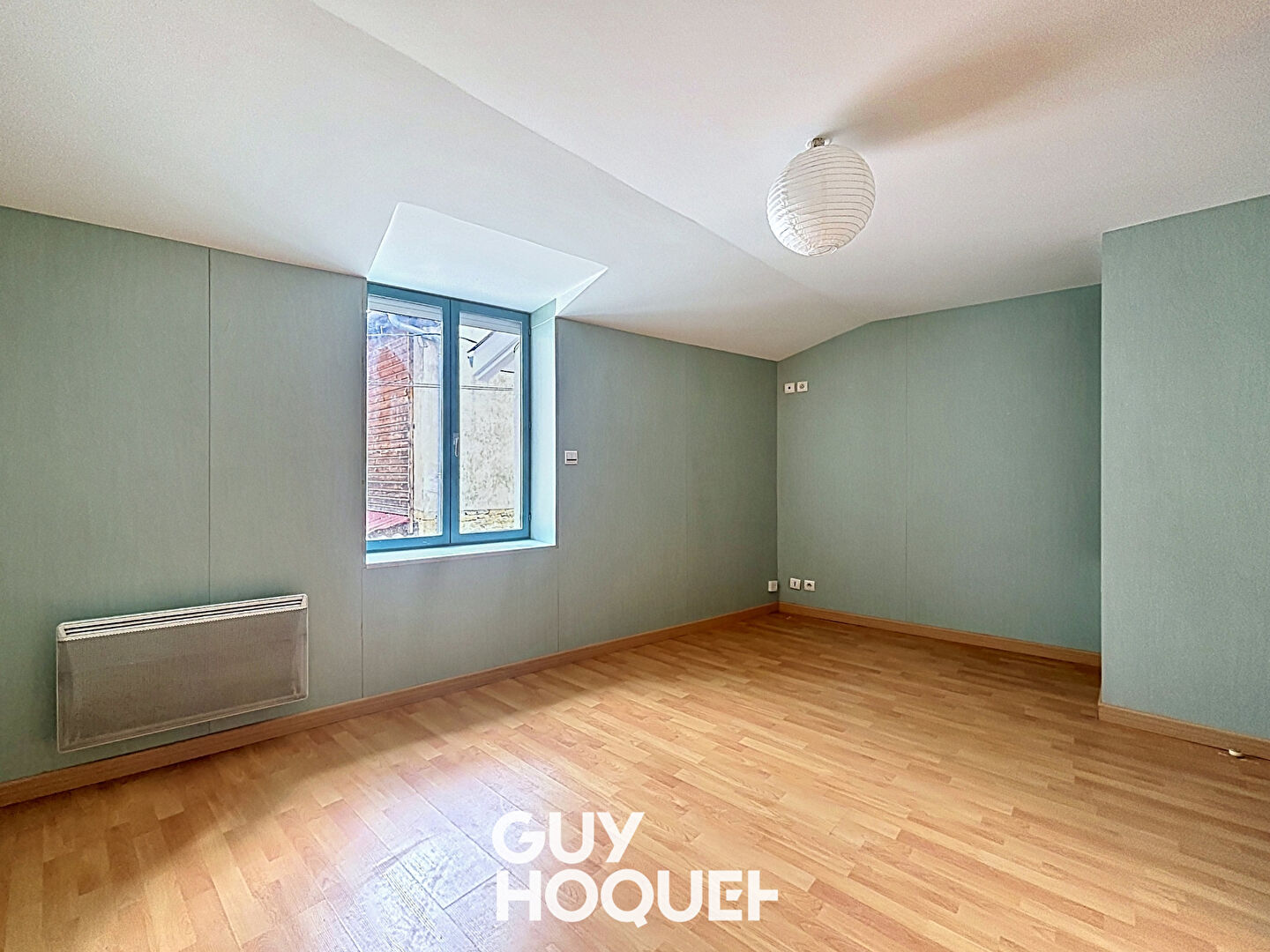 Maison de ville de 4 pièces, 63 m² - 71570 ST ROMAIN DES ILES