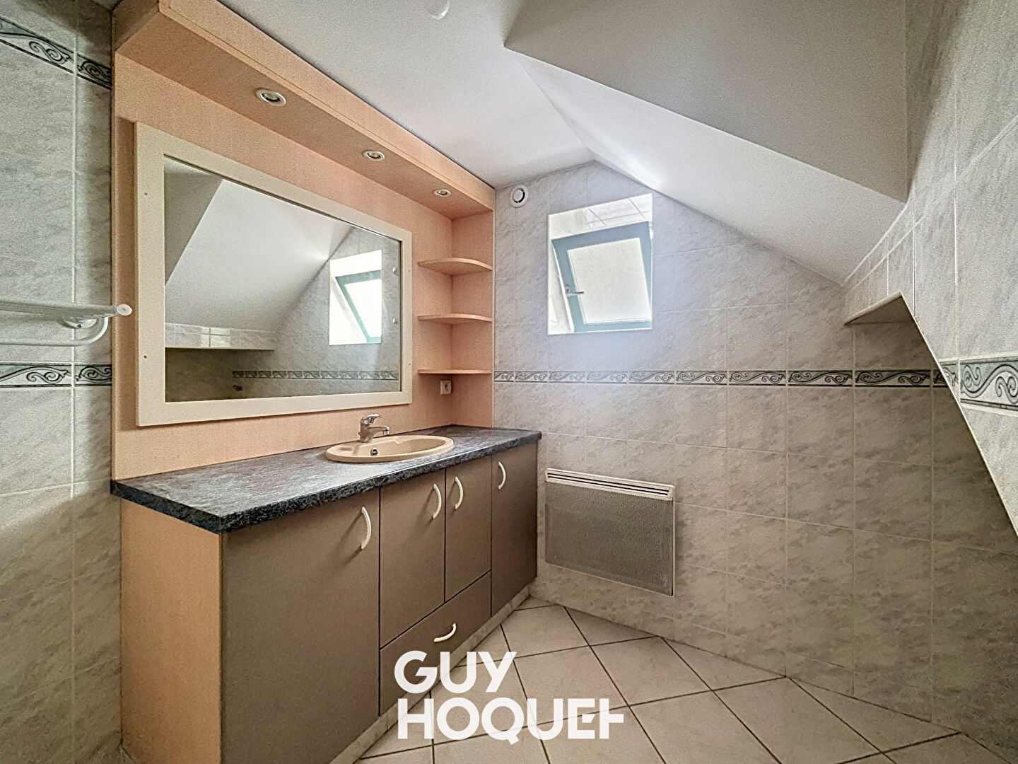 Maison de ville de 4 pièces, 63 m² - 71570 ST ROMAIN DES ILES