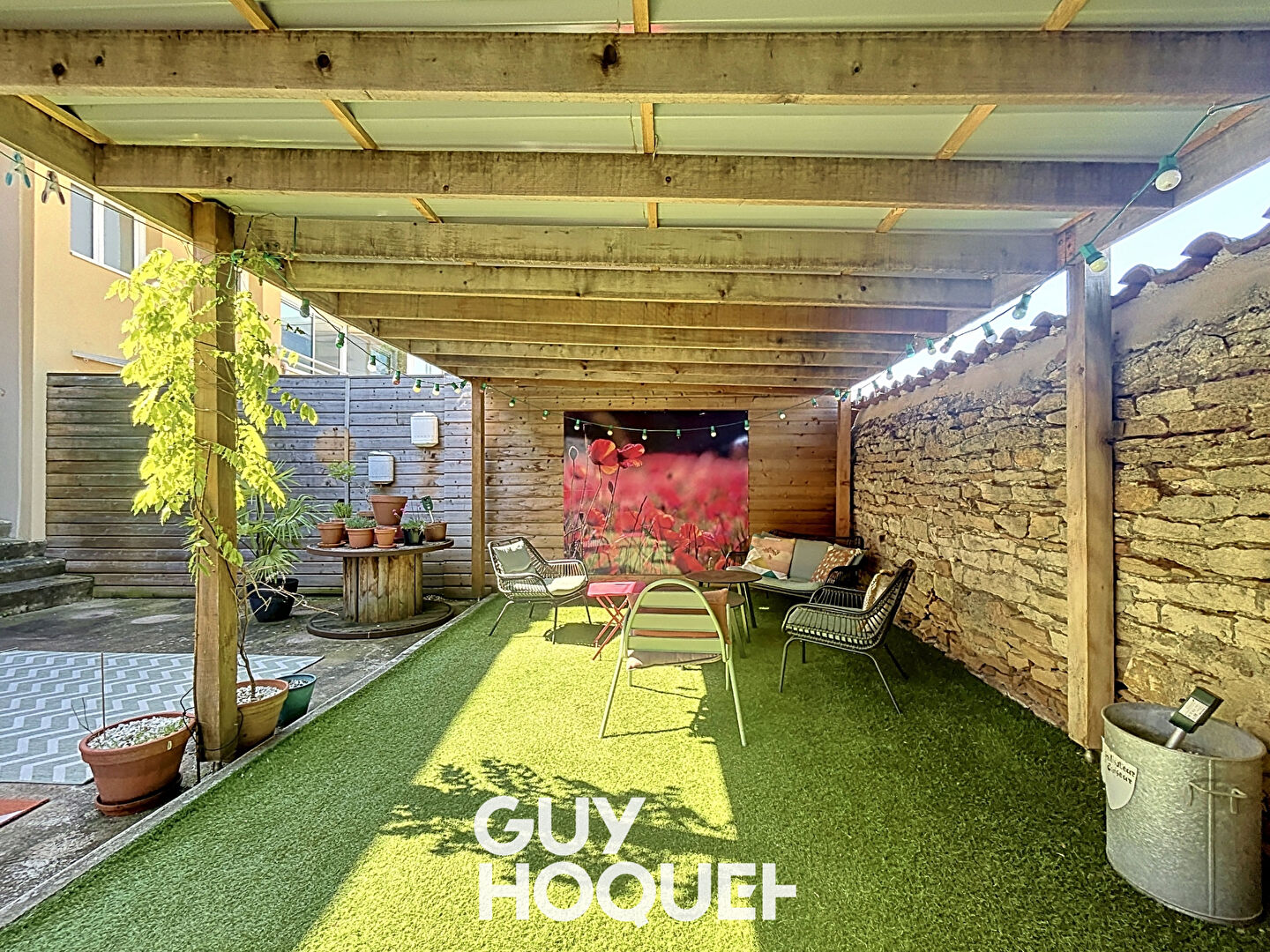 Maison 2CHBS - Atelier - Cour et Terrasse Couverte - 01750 REPLONGES