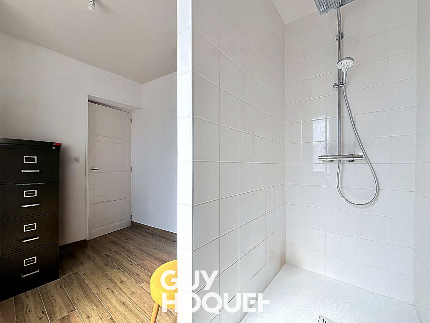 Maison 2CHBS - Atelier - Cour et Terrasse Couverte - 01750 REPLONGES