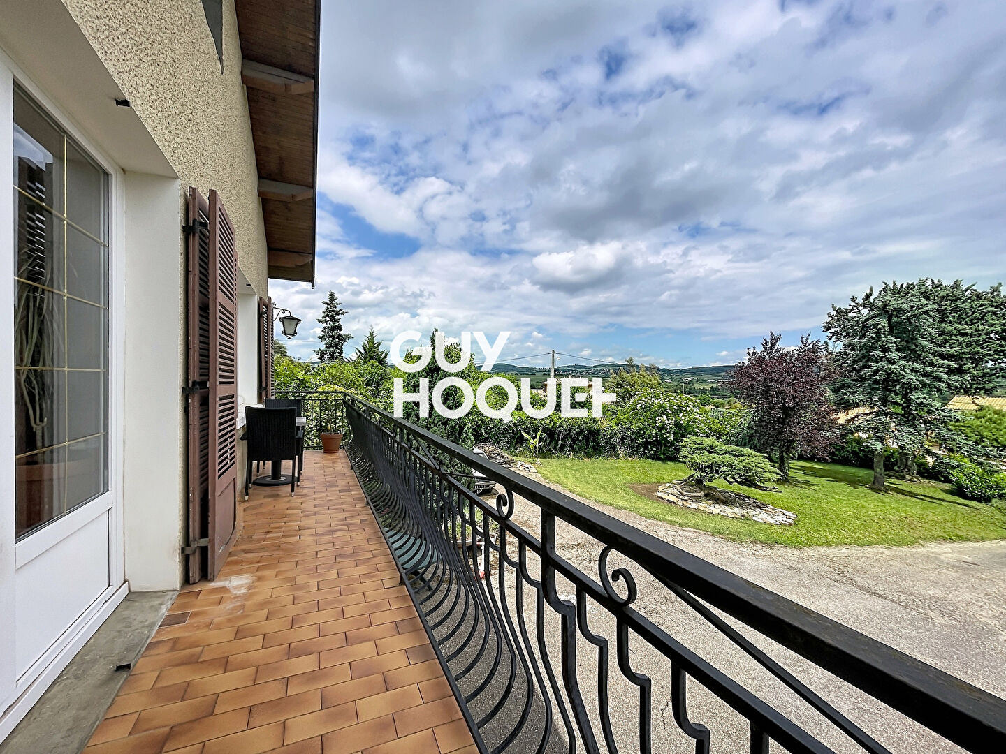 Maison spacieuse de 6 pièces, 163 m², terrain 1520 m² - 71960 PRISSÉ