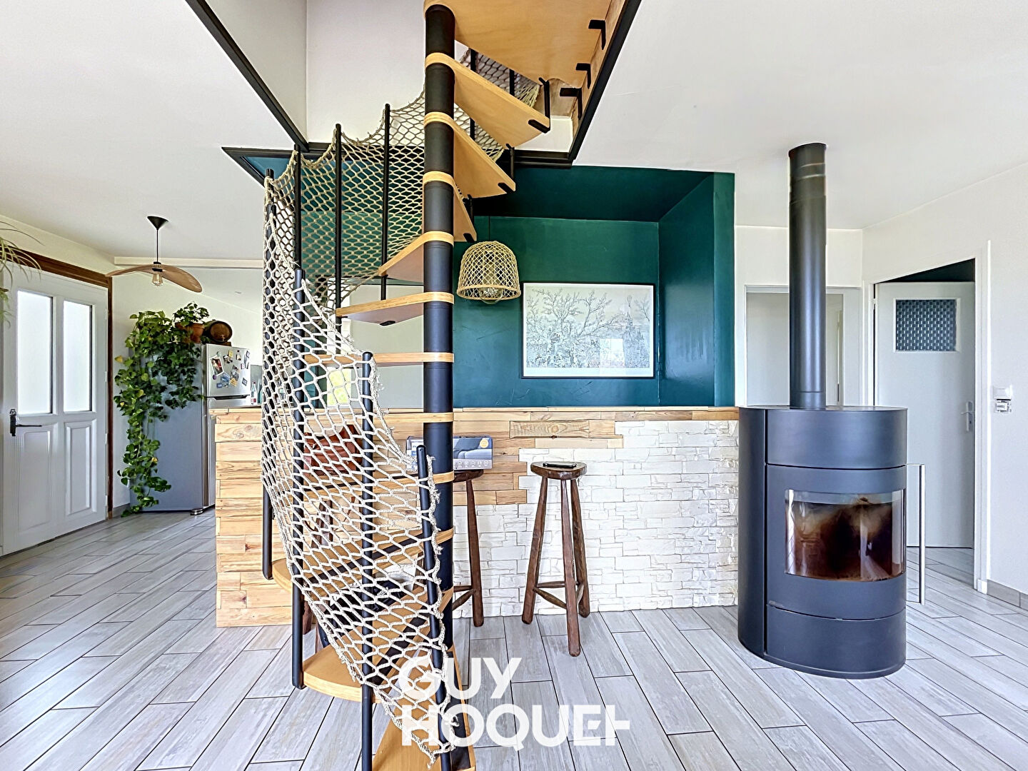 Maison spacieuse de 6 pièces, 163 m², terrain 1520 m² - 71960 PRISSÉ