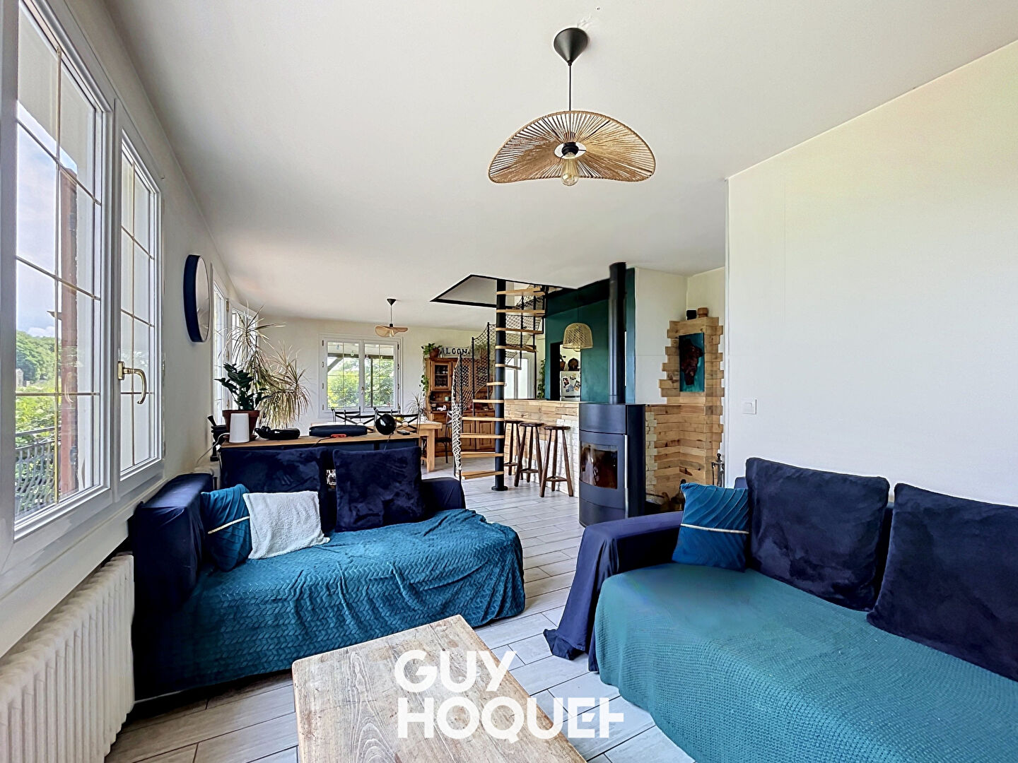 Maison spacieuse de 6 pièces, 163 m², terrain 1520 m² - 71960 PRISSÉ