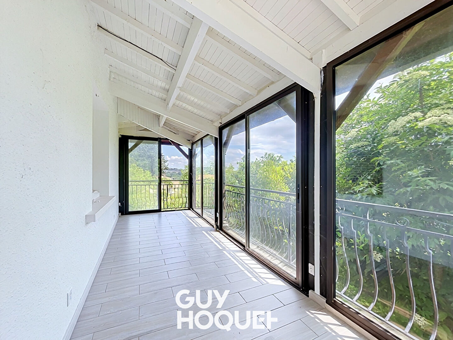 Maison spacieuse de 6 pièces, 163 m², terrain 1520 m² - 71960 PRISSÉ