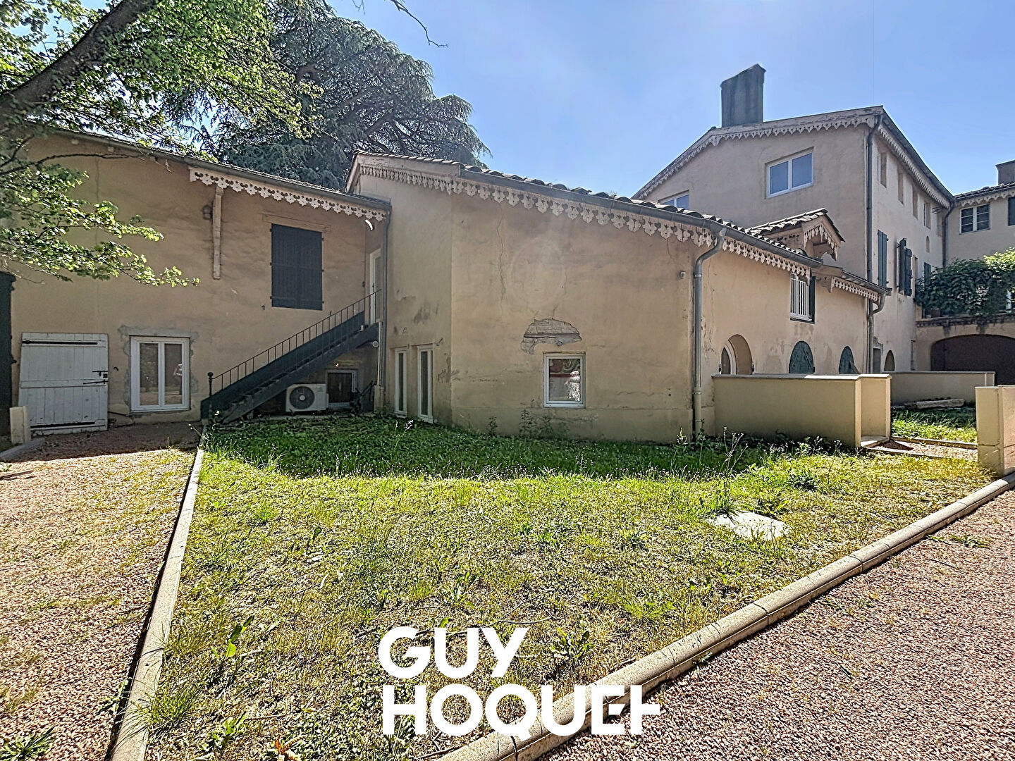 Magnifique T3 Rénové + Stationnement et Cave - 71680 CRECHES-SUR-SAONE