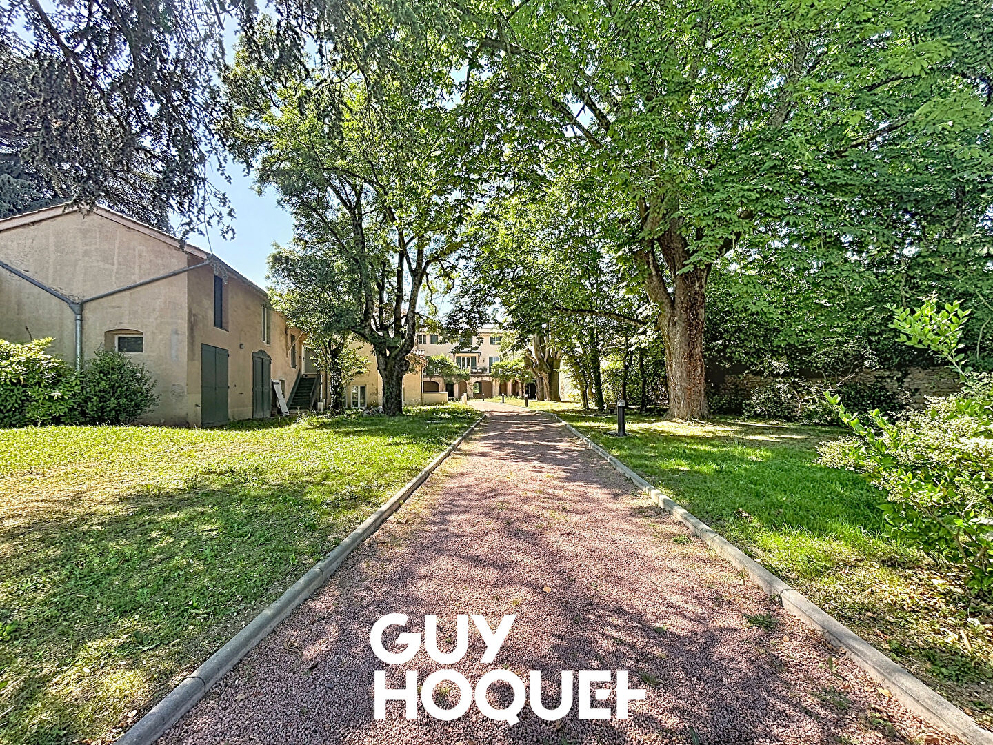 Magnifique T3 Rénové + Stationnement et Cave - 71680 CRECHES-SUR-SAONE