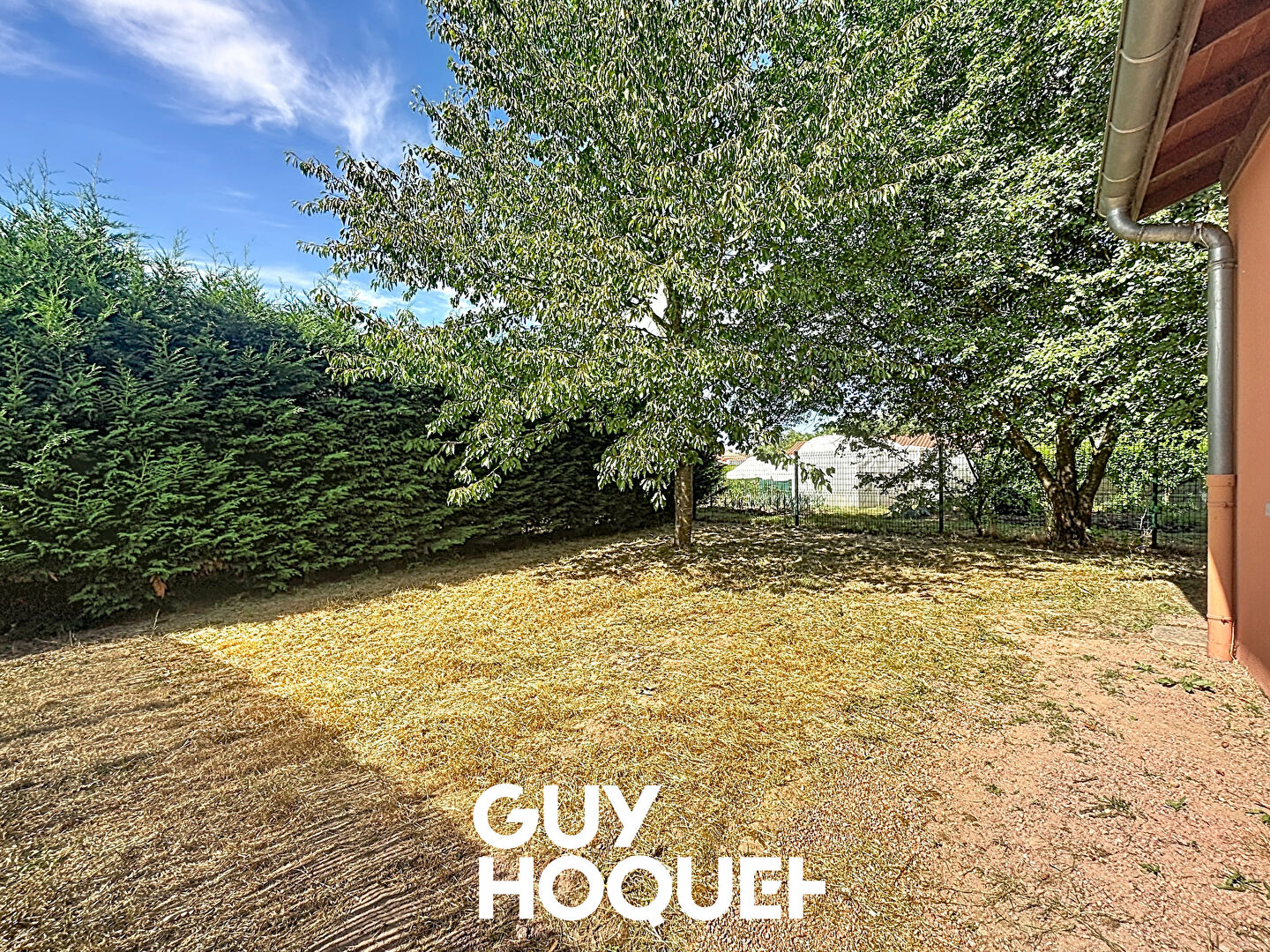 Villa de Plain pied 3 Chs + Garage et terrain de 585 m² - 71570 SAINT SYMPHORIEN D'ANCELLES
