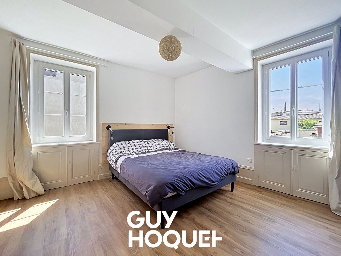 Maison de Maître Rénovée 4 Chs + Dépendances et terrain de 570 m² attenant - 71570 SIANT SYMPHORIEN D'ANCELLES