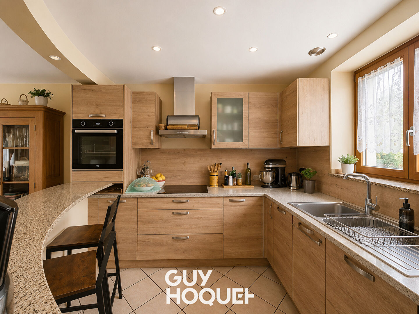 Charmante Maison sur 2 niveaux,  3 Chambres, GGE - 01290 BIZIAT