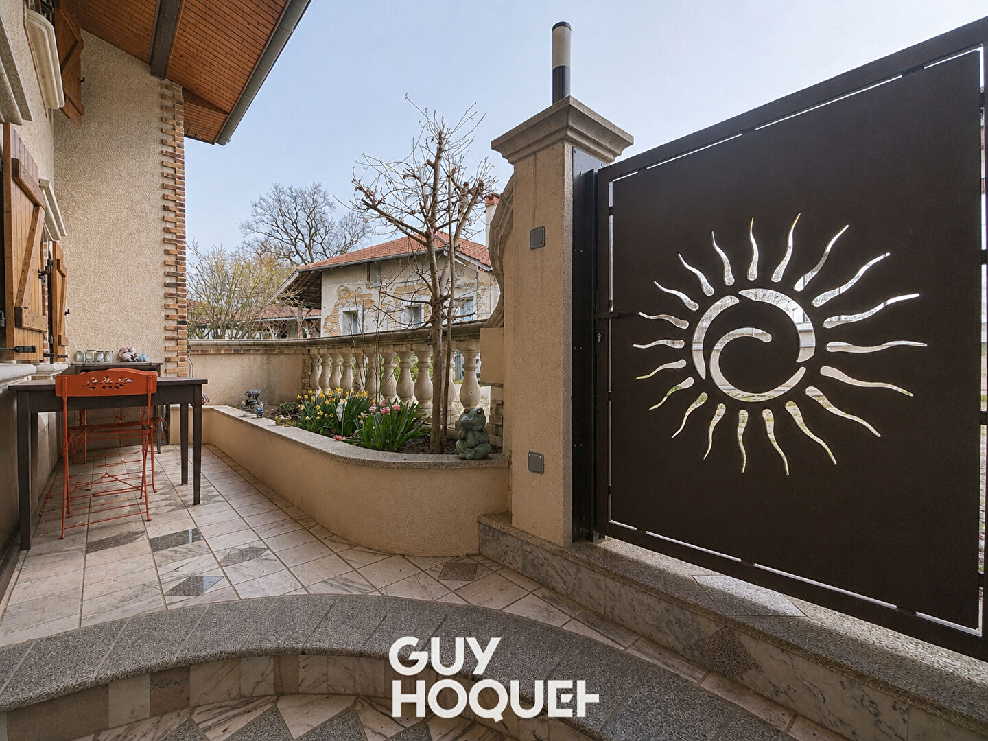Charmante Maison sur 2 niveaux,  3 Chambres, GGE - 01290 BIZIAT