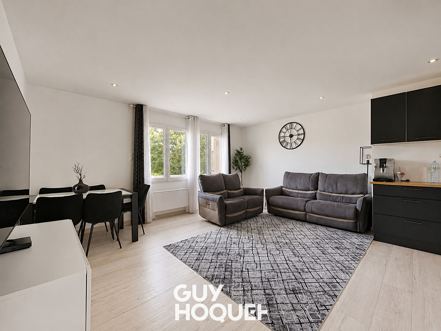 Appartement 3 Pièces rénové + Balcon, Cave et Grenier - 71000 MACON 