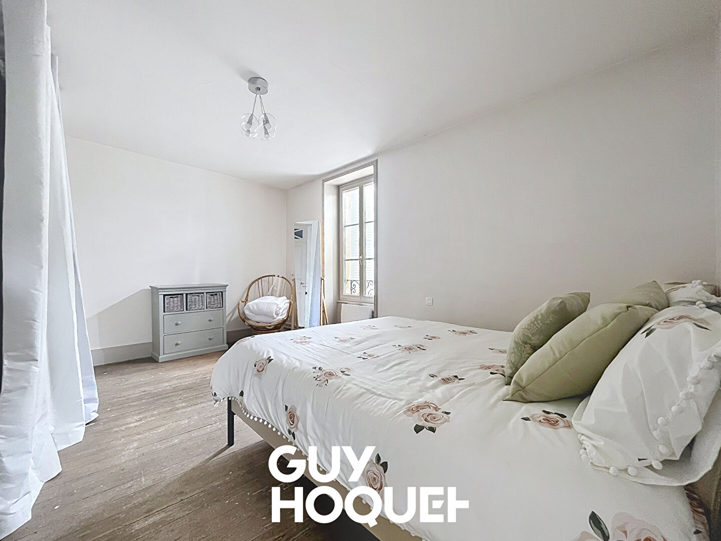 2 Appartements de 80m2, Type 2, Double Garage - 71260 BISSY LA MACONNAISE