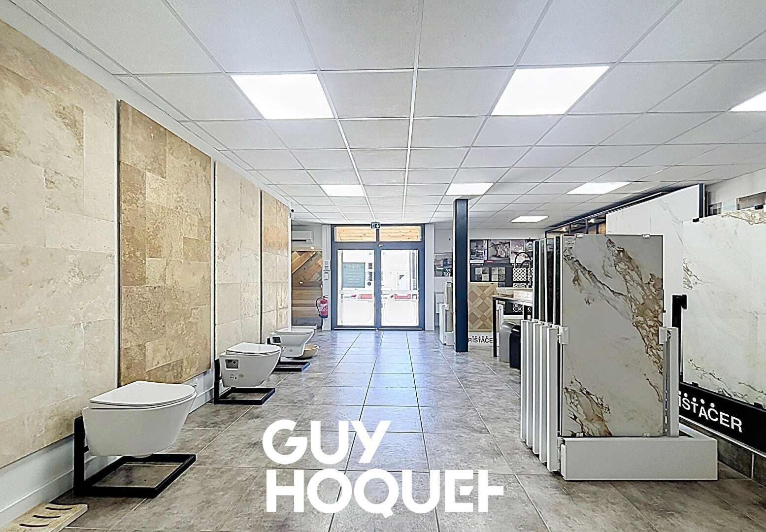 Entrepôt / local industriel de 270 m² Loué - 71000 MACON