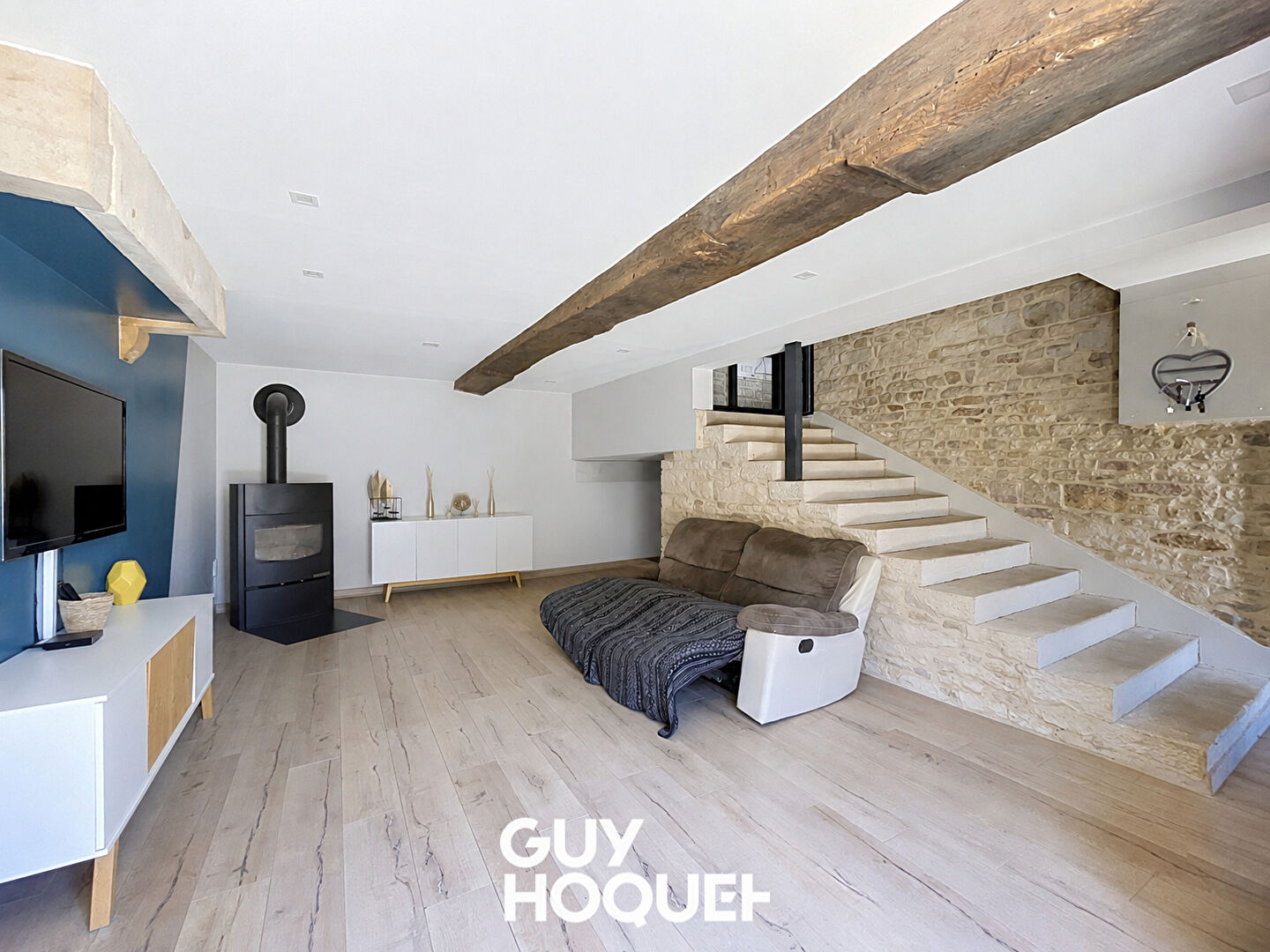 Coup de coeur : maison en pierre et grand jardin à 15 min de Mâcon