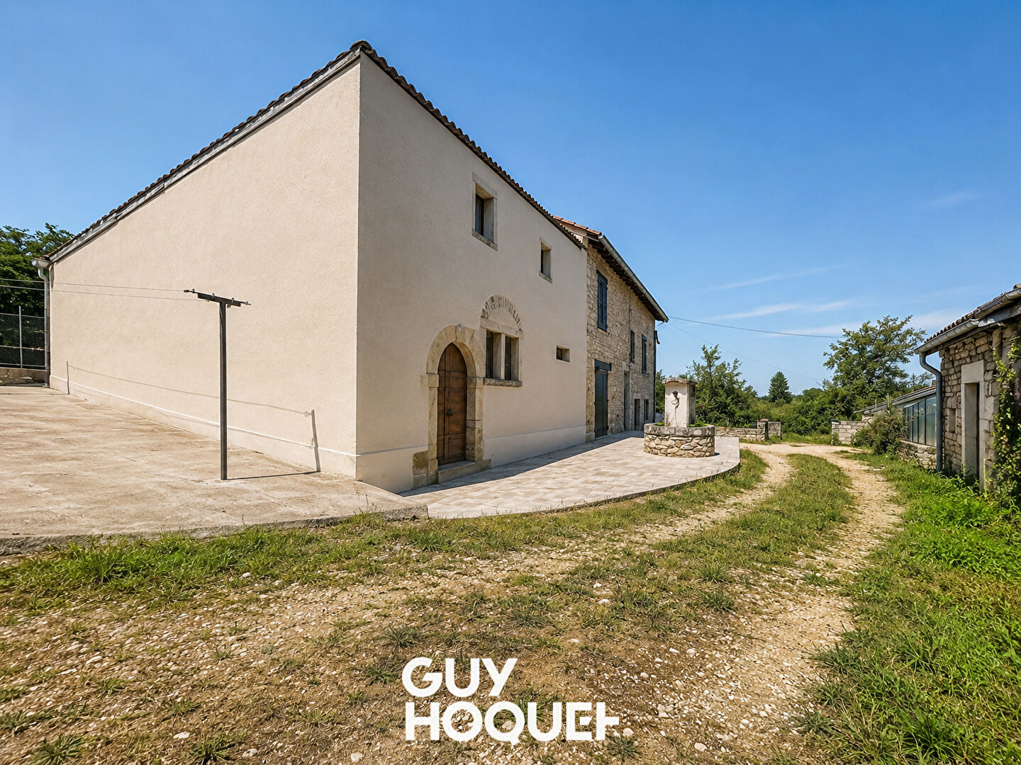 Coup de coeur : maison en pierre et grand jardin à 15 min de Mâcon