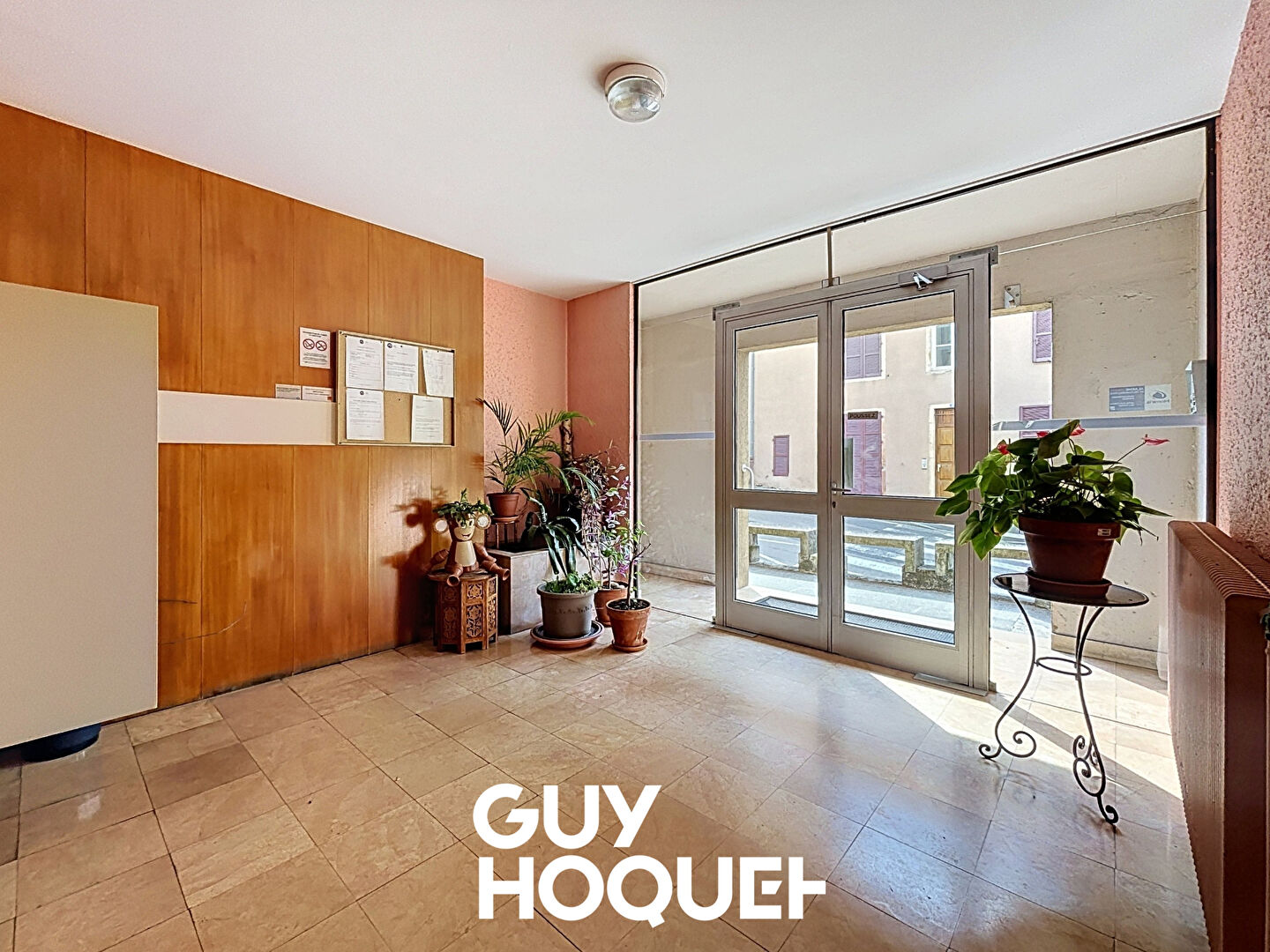 Appartement 3Chambres - Centre Ville avec Garage - 71000 MACON