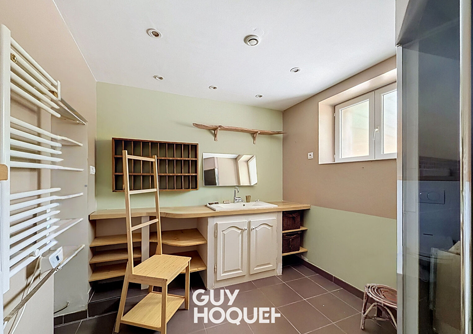 Maison Ancienne Rénovée 4 Chs + T2 indépendant et terrain de 620 m² - 69840 JULIENAS