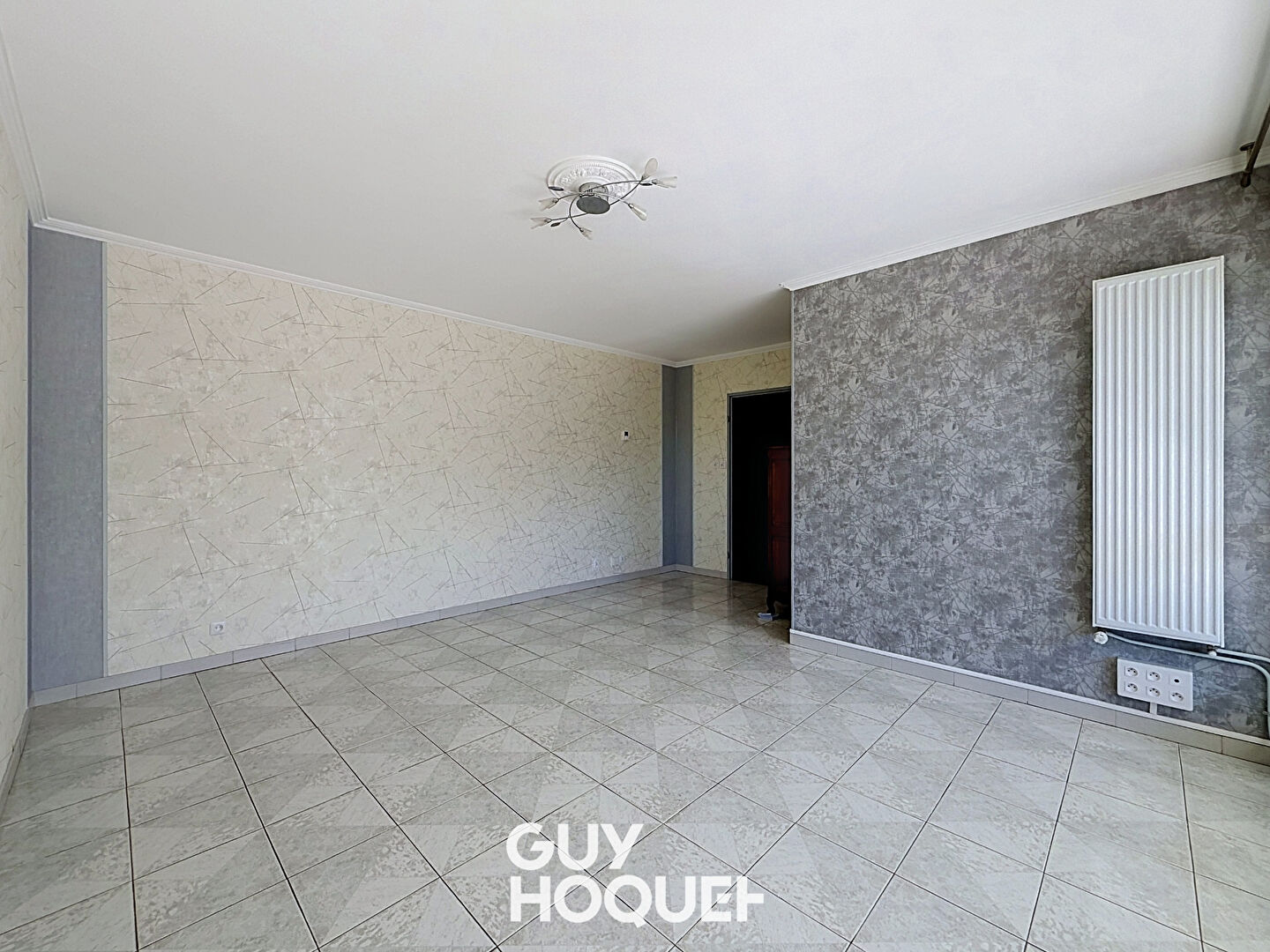 Appartement Type 3 + Garage + Cave + Parking Privatif - 71850 CHARNAY LES MACON