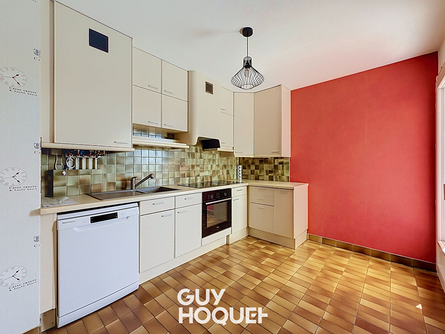 Appartement Type 3 + Garage + Cave + Parking Privatif - 71850 CHARNAY LES MACON