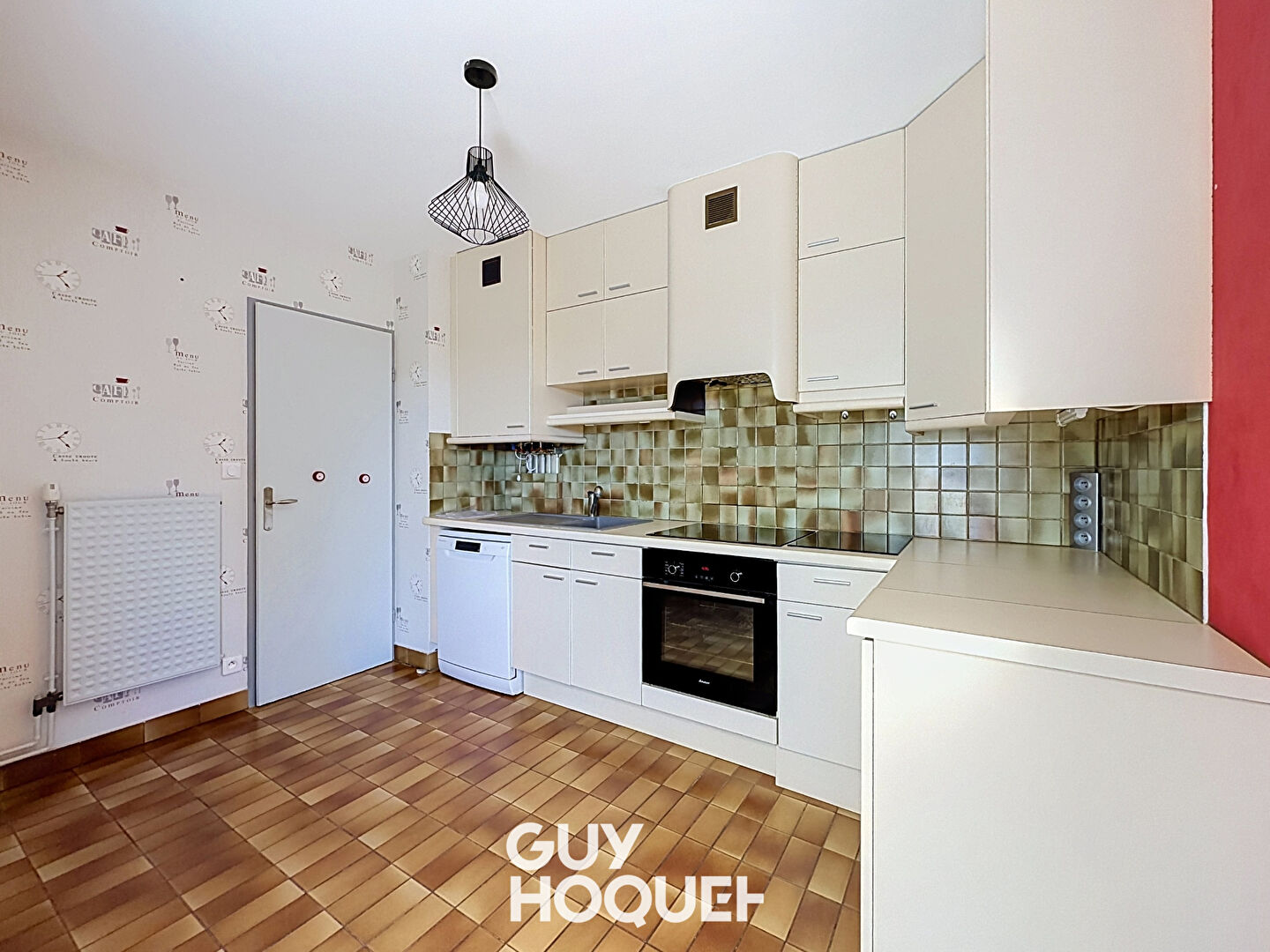 Appartement Type 3 + Garage + Cave + Parking Privatif - 71850 CHARNAY LES MACON