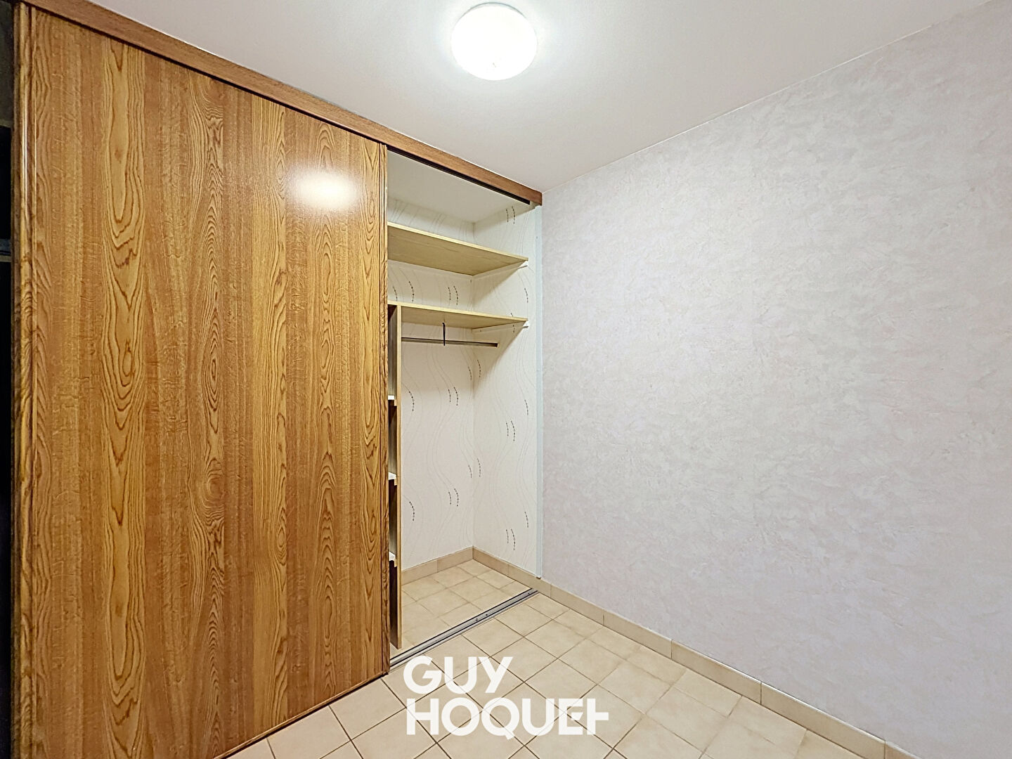 Appartement Type 3 + Garage + Cave + Parking Privatif - 71850 CHARNAY LES MACON