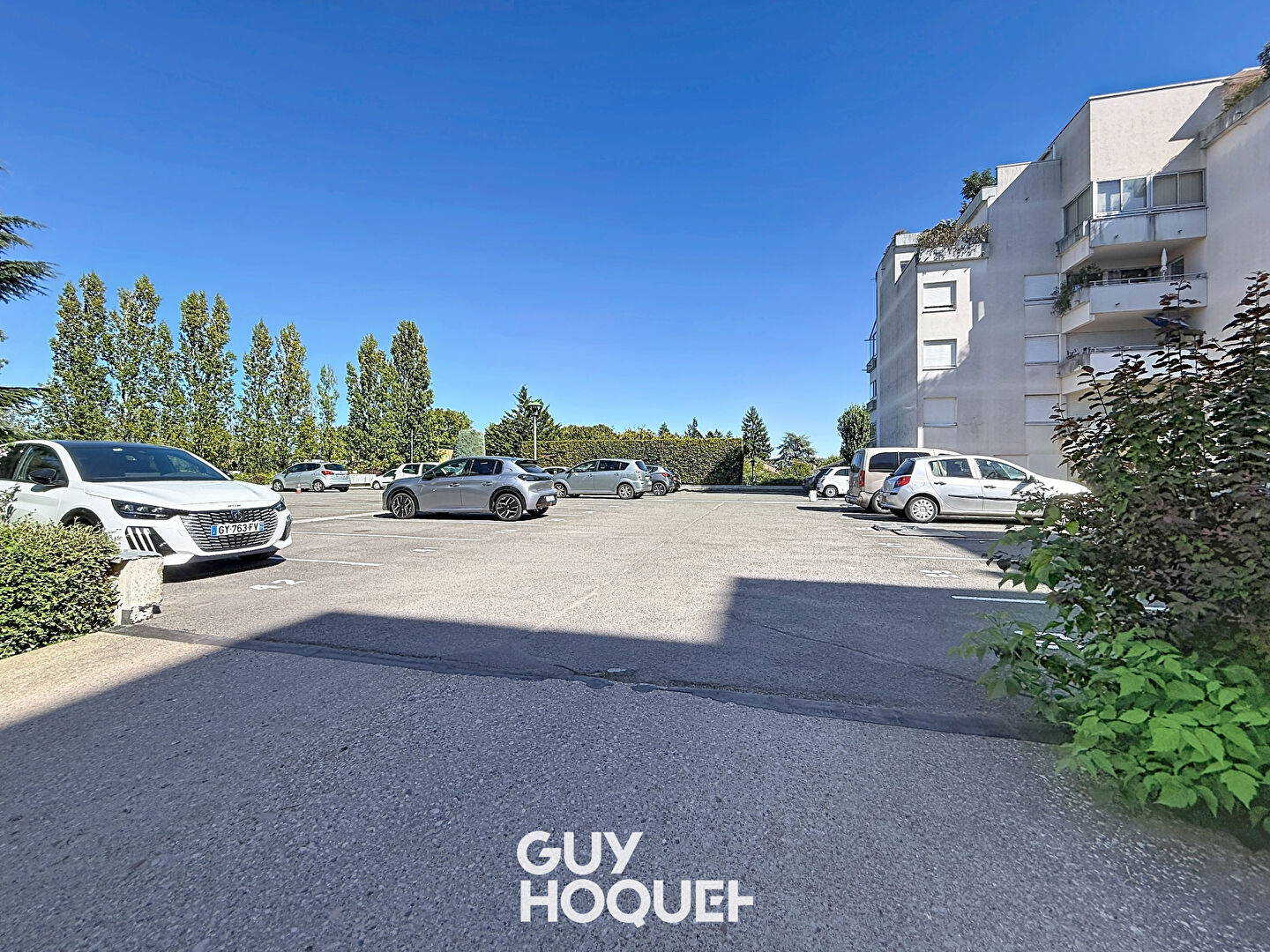 Appartement Type 3 + Garage + Cave + Parking Privatif - 71850 CHARNAY LES MACON
