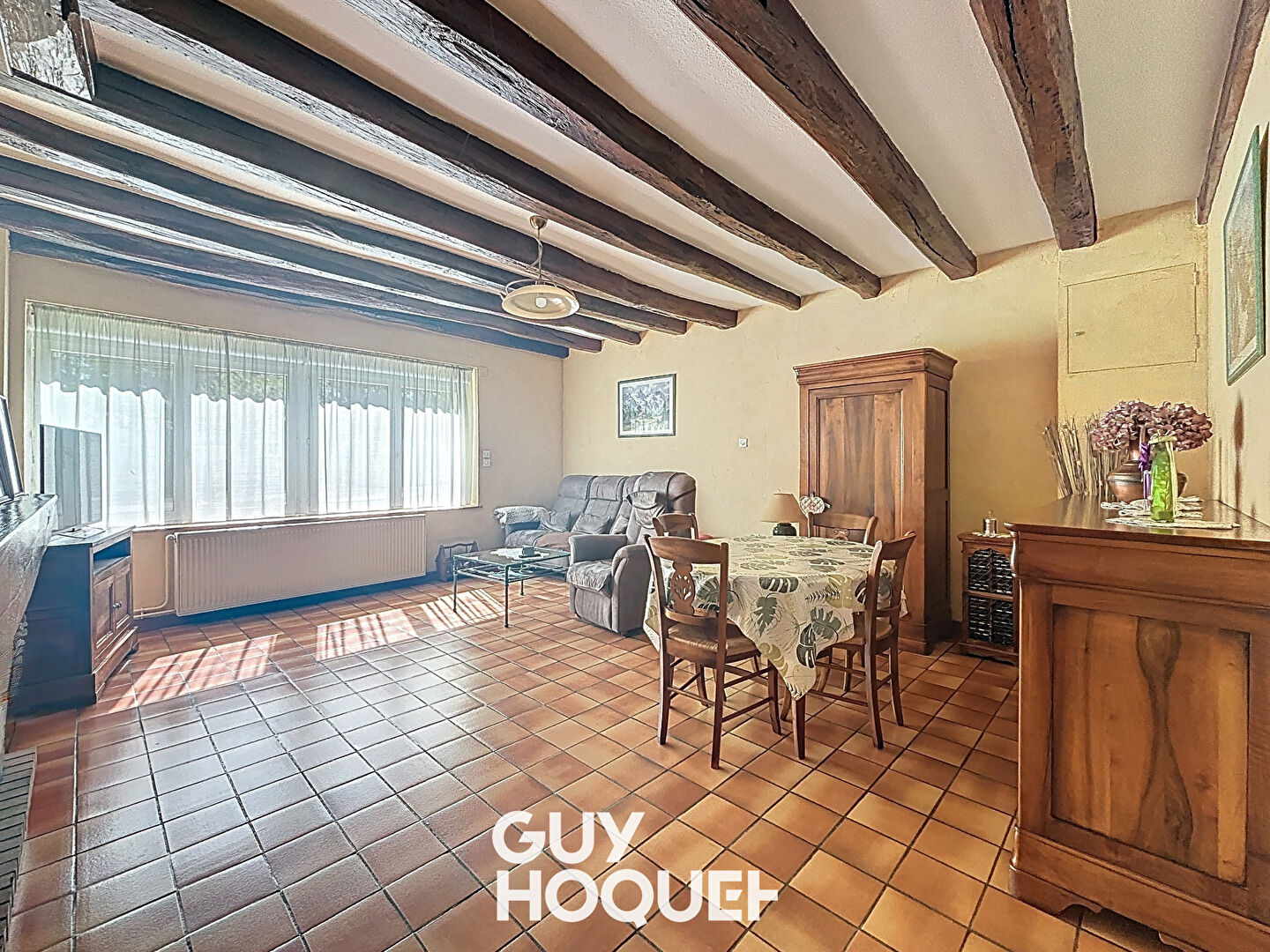 Charmante Maison à vendre de 3 Chambres, Possibilité logement indépendant, Dépendances - 71570 LA CHAPELLE DE GUINCHAY