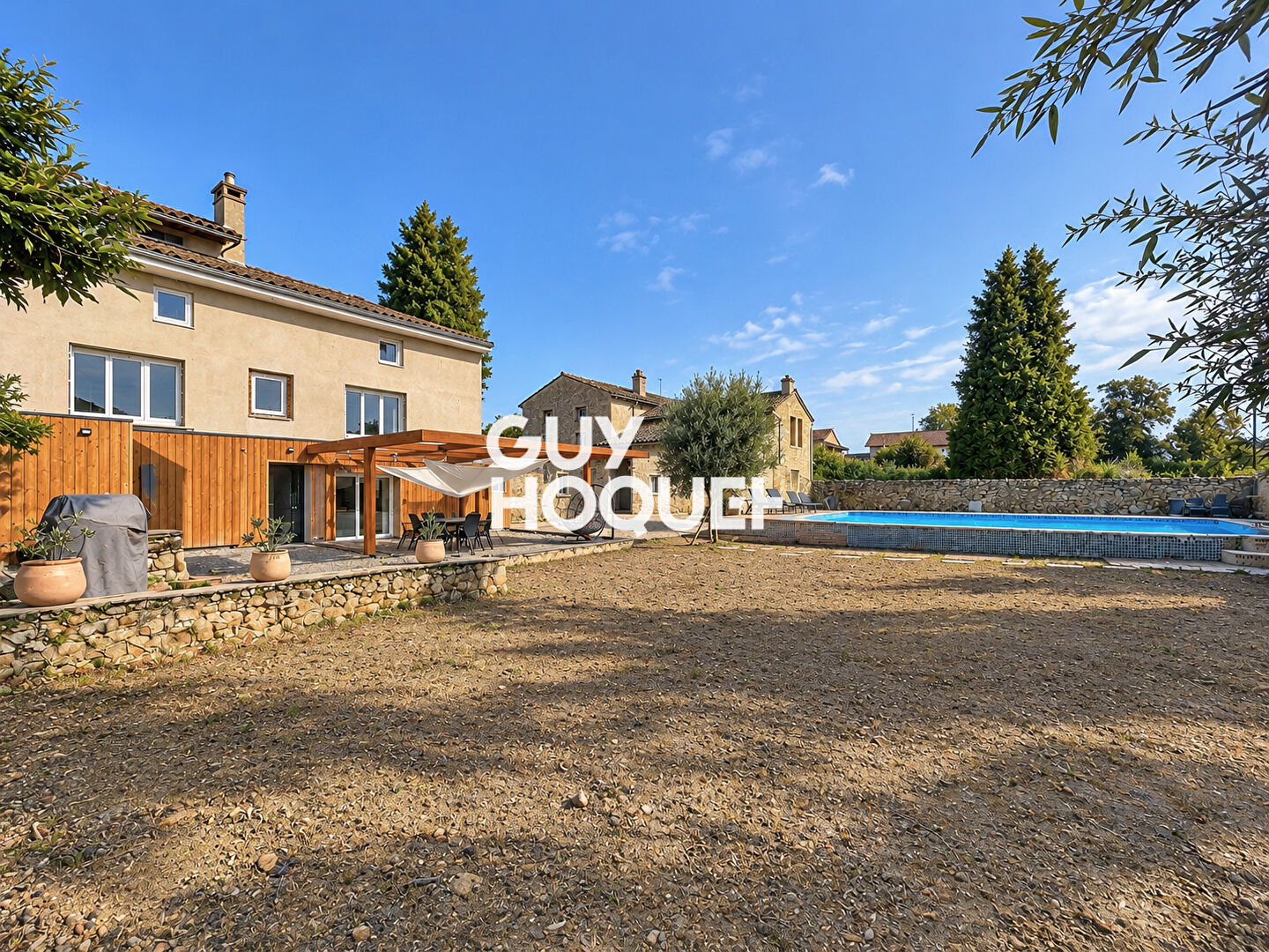 Maison 7 pièces 214 m² · à Mâcon · 214 m² · 365 000 €