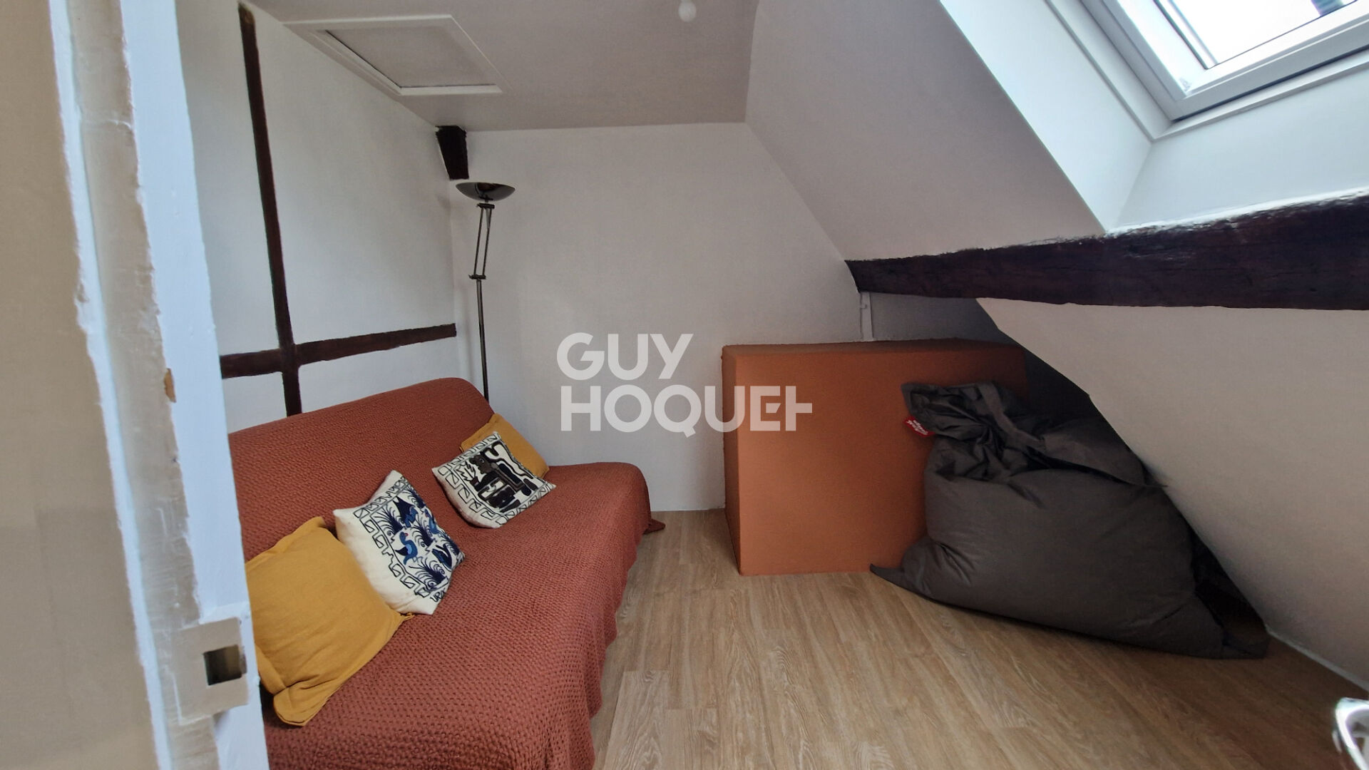 CHARTRES Hyper centre