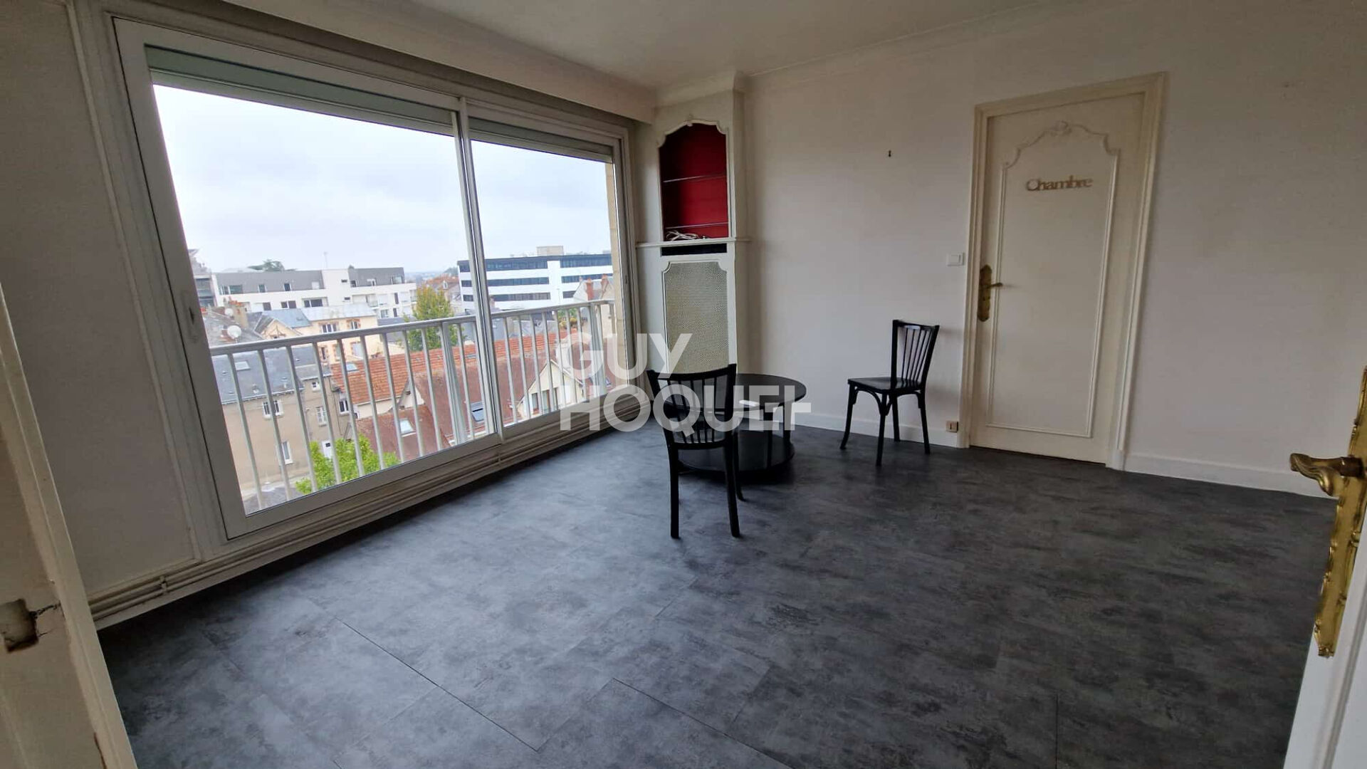 Chartres Grand Faubourg, F2 de 44 m² avec parking