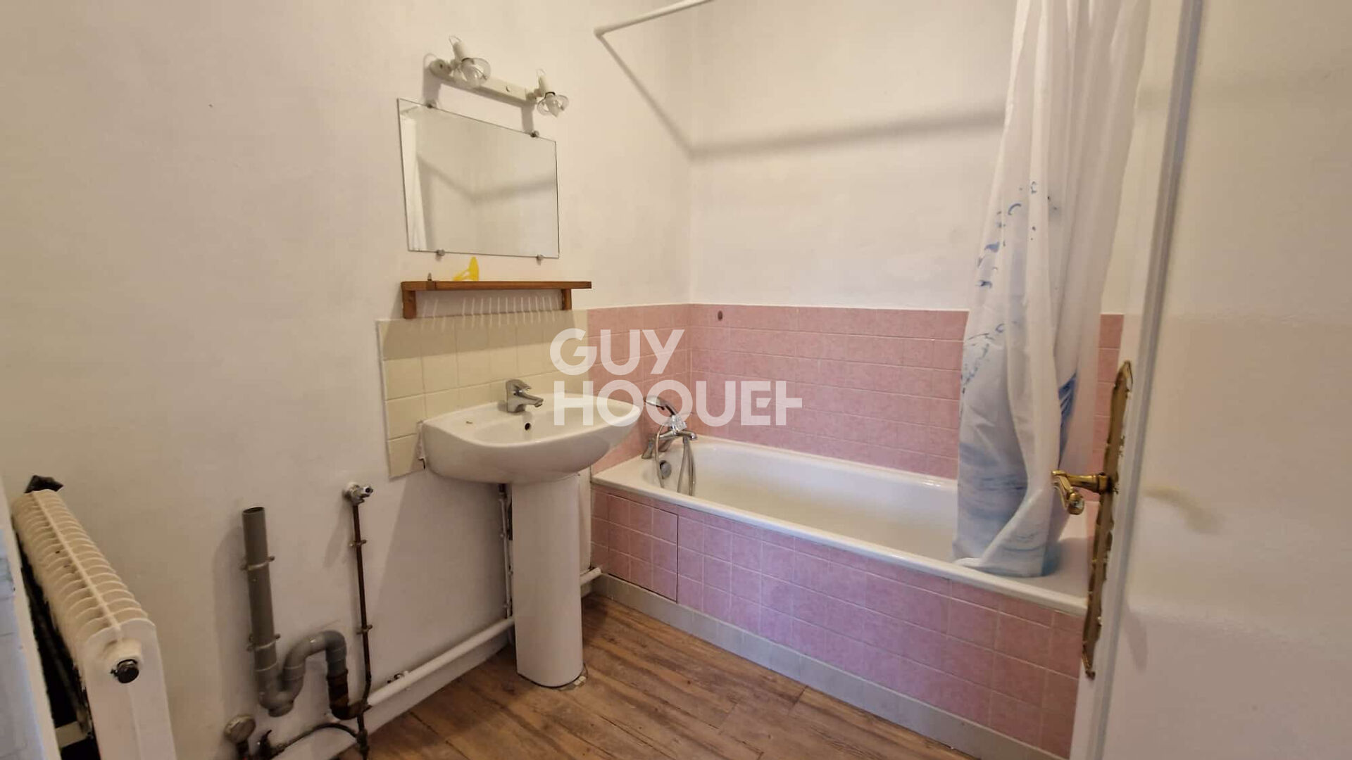 Chartres Grand Faubourg, F2 de 44 m² avec parking