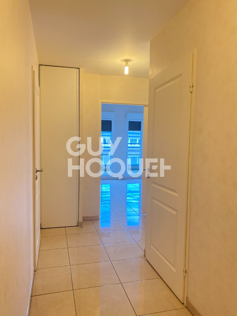 CHARTRES - T3 Place des Épars