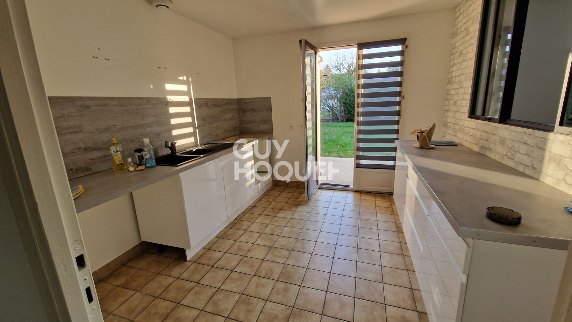 LEVES MAISON A LOUER