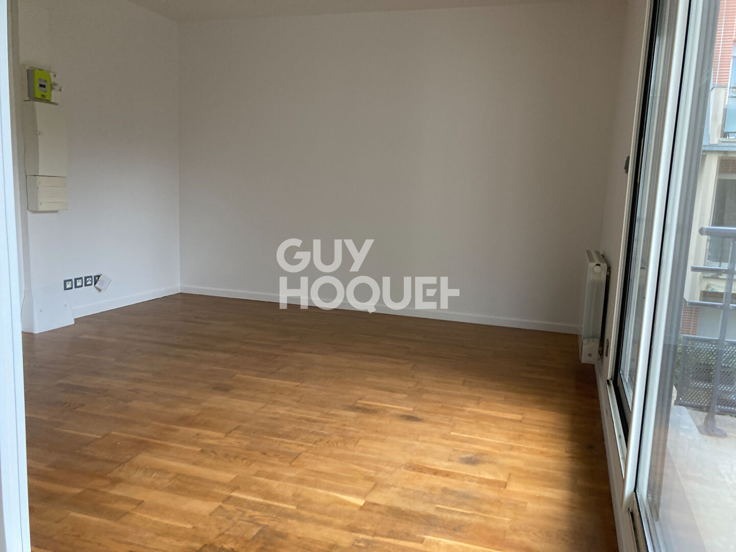 Chartres - studio proche gare avec balcon et parking