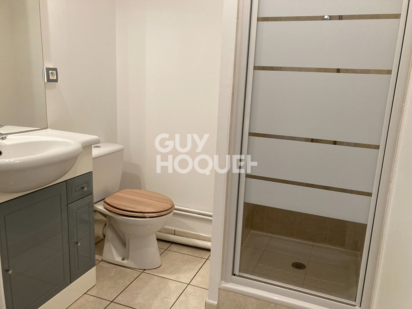 Chartres - studio proche gare avec balcon et parking