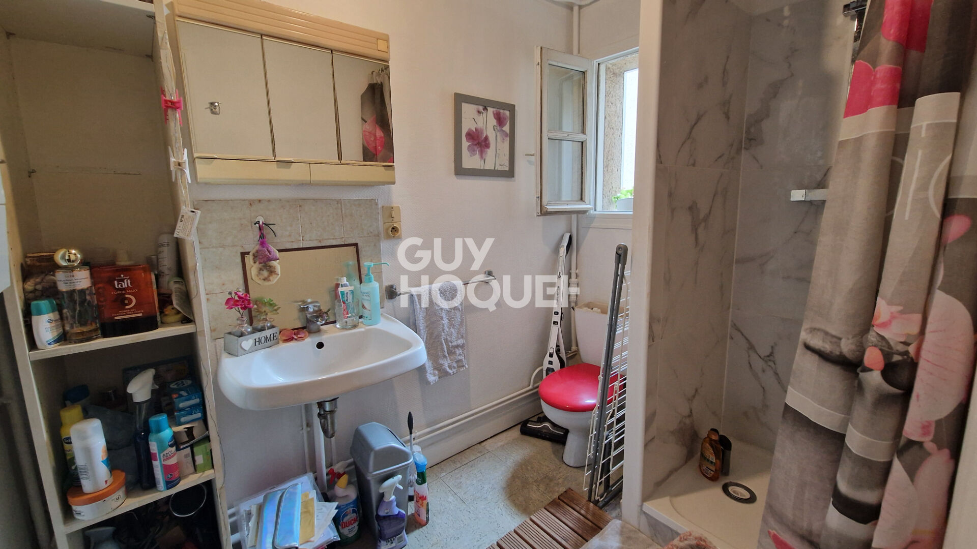 Chartres, studio centre ville.