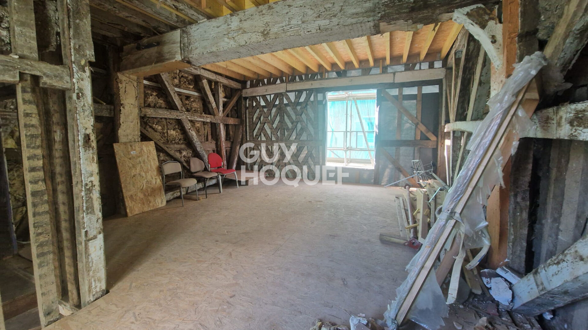 Spécial investisseur!  IMMEUBLE A VENDRE Proche cathédrale