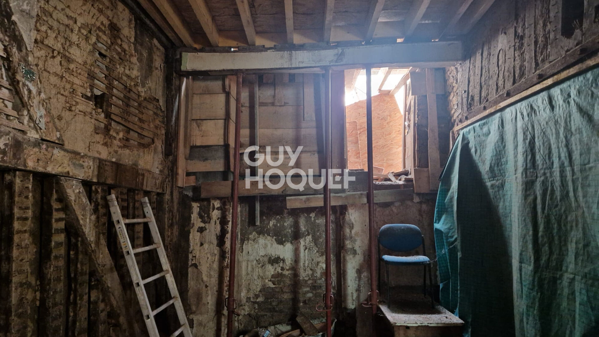 Spécial investisseur!  IMMEUBLE A VENDRE Proche cathédrale