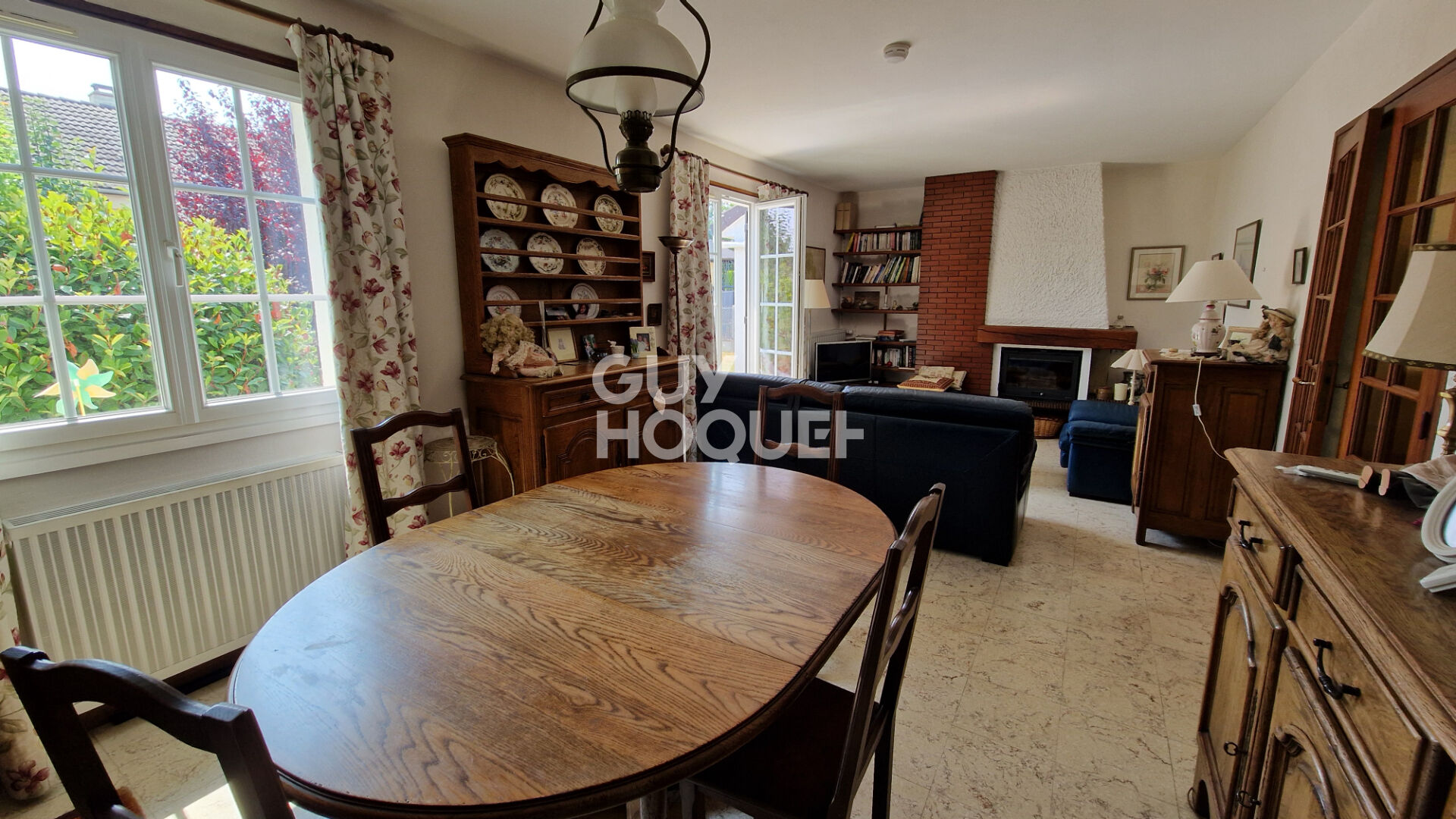 Maison Champhol Plain pied avec double garage.