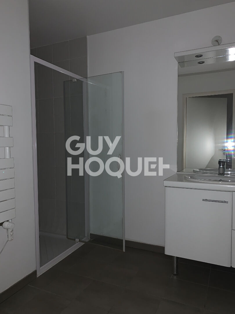 Appartement 2 pièce(s) de 61.70 m2