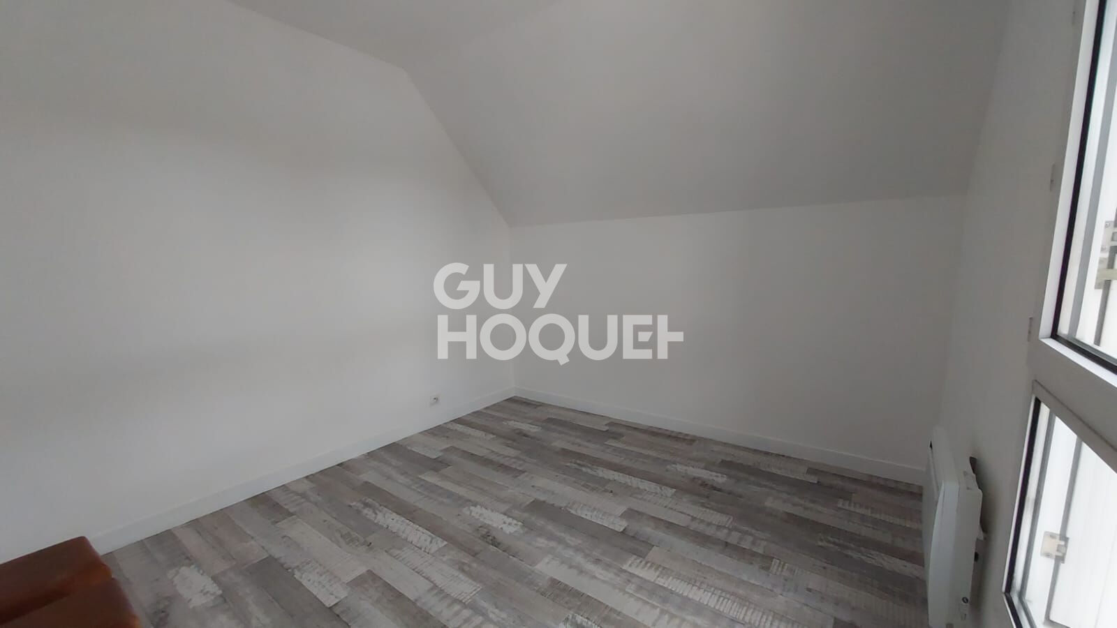 Chartres T2  en duplex de 32.72 m2