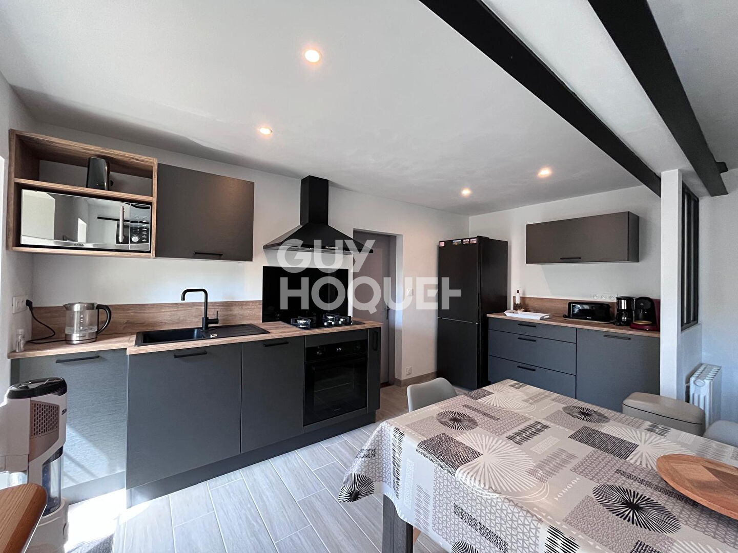 Maison Saint - Luperce