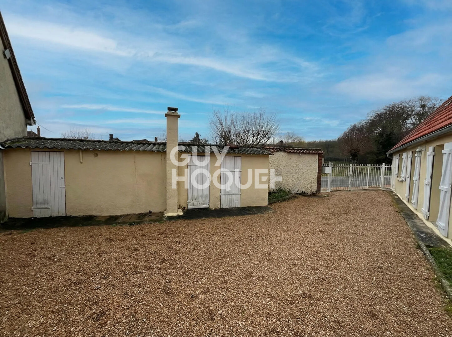 Maison Saint - Luperce