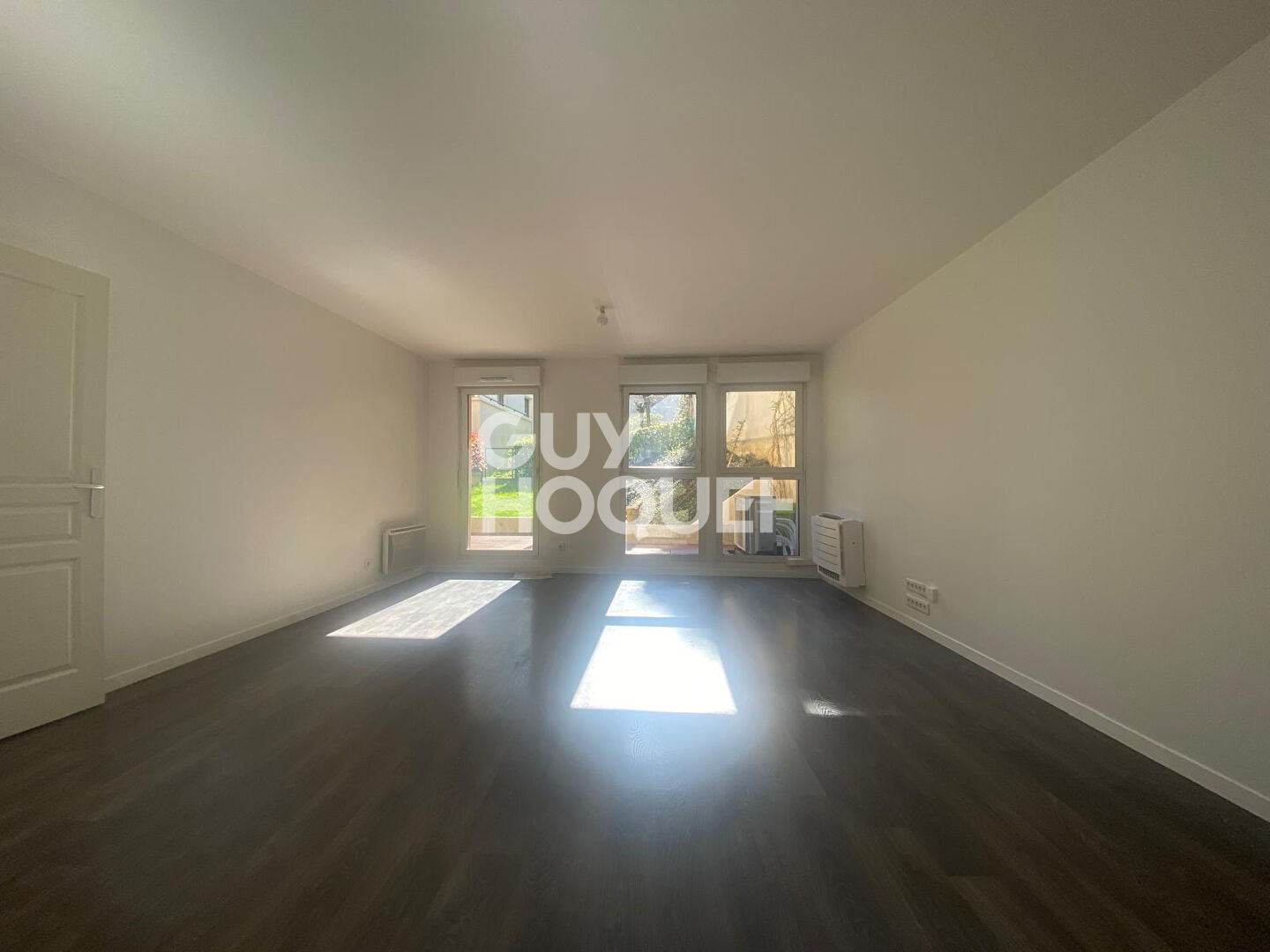 Grand T3 face à la gare !