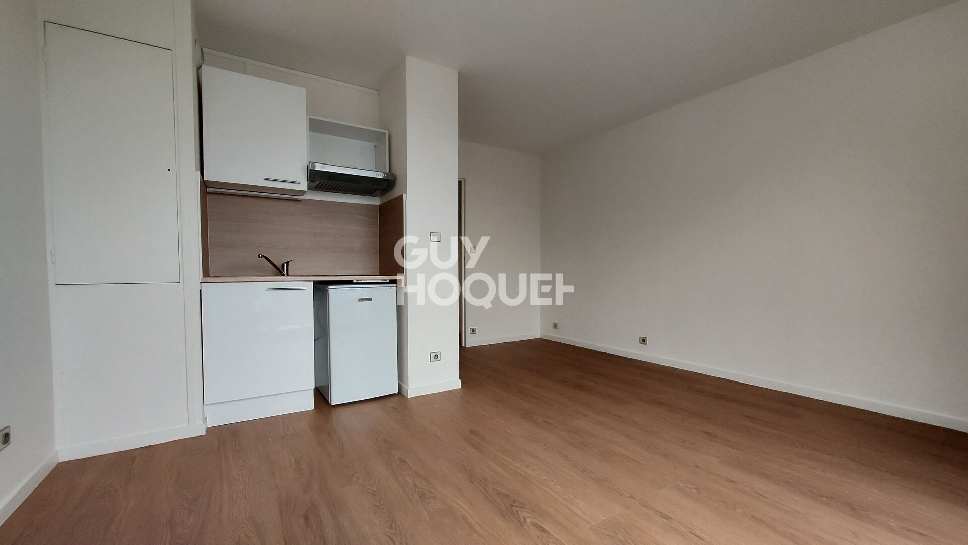 Studio avec balcon - proche gare